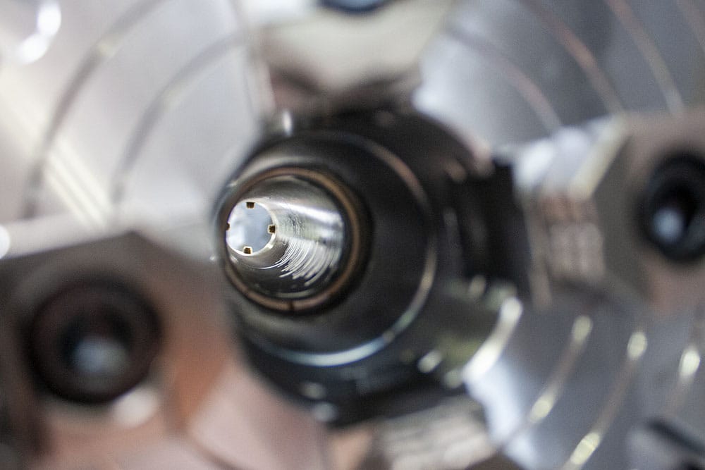 An image of the RL-1440G-TW-EVS-GS spider from the perspective of inside of the spindle bore